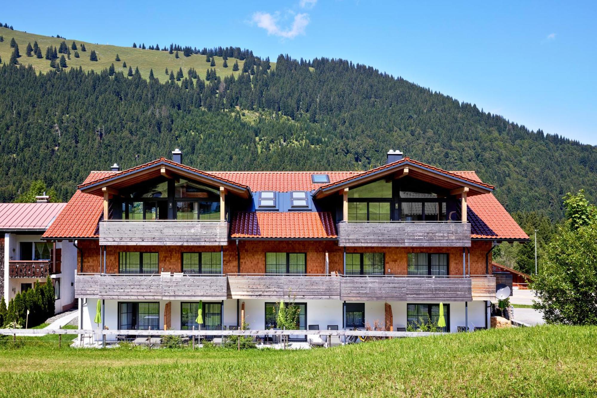 Alpin Lodges - Moderne Appartements Mit Zugang Zu 3000 Qm Spa Panoramahotel Oberjoch Bad Hindelang Exterior photo